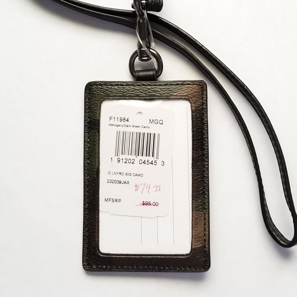 🆕️💯 Authentic Coach Camo ID Lanyard F11984 - Picture 3 of 4